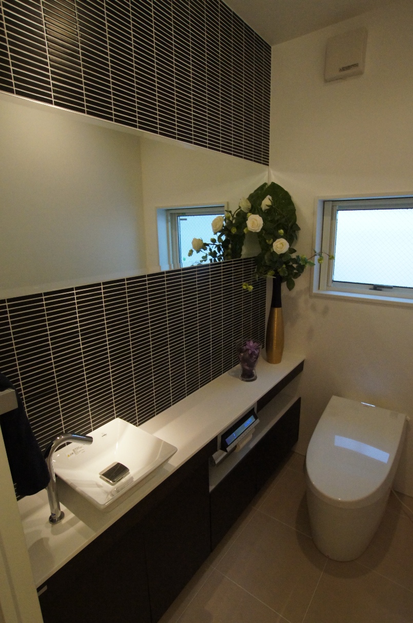 トイレは、ゆっくりとくつろげるように広めの空間にしています